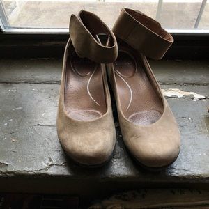 Taupe Ankle strap Clogs Suede Teacher style